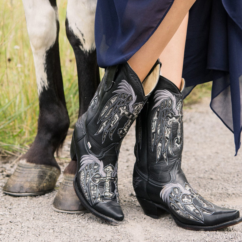 Load image into Gallery viewer, 2139 - RockinLeather Women's Black Snip Toe Western Boot
